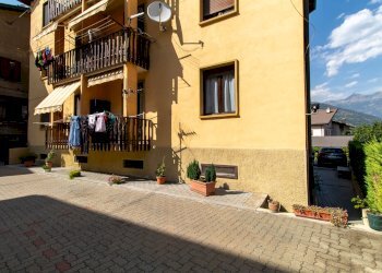 Facciata Ovest - Quadrilocale Frazione Saint Maurice, 64, Sarre - foto 25