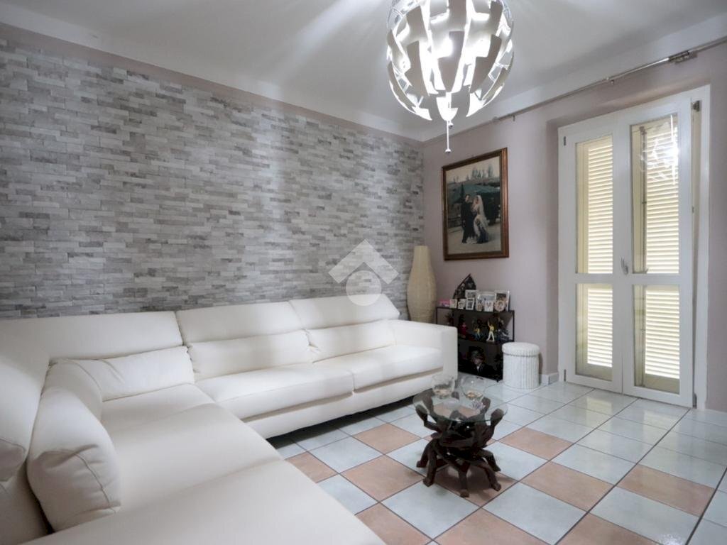 Four-room apartment Via Giovanni Inverardi, Alessandria - photo 2