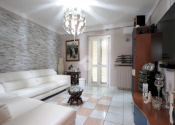 Four-room apartment Via Giovanni Inverardi, Alessandria - photo 1