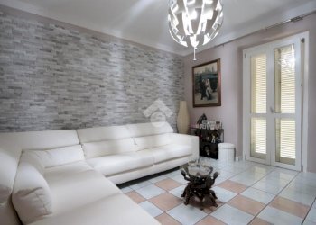 Four-room apartment Via Giovanni Inverardi, Alessandria - photo 2