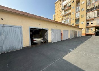 Box Via cardinal massaia, Torino (neighborhood Borgo Vittoria) - photo 3