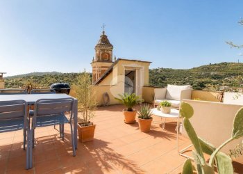 Semi-detached house Via S. Antonio, Imperia - photo 21