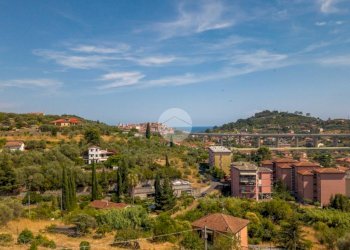 Semi-detached house Via S. Antonio, Imperia - photo 28
