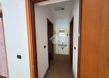 Negozio Via Della Riotta, Novara - foto 6