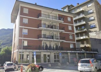 Quadrilocale Via Emilio Chanoux, 176A, Chatillon - foto 1