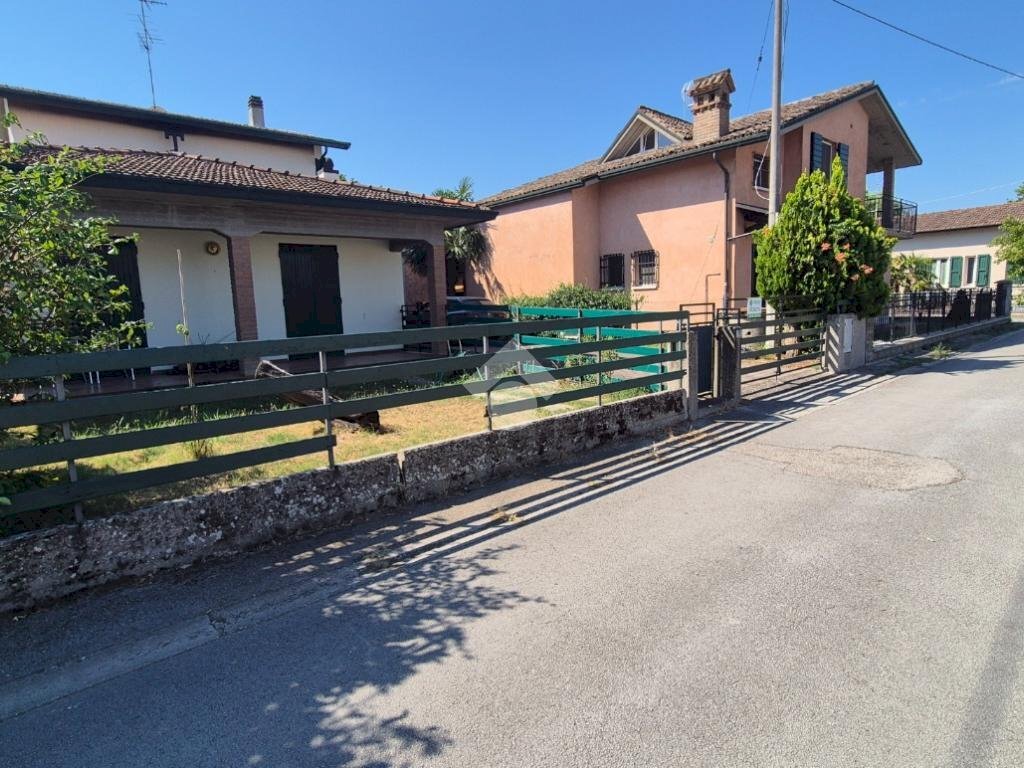 Independent house Piazza Italia, Ravenna (neighborhood Savarna) - photo 2