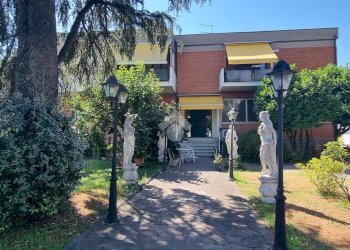 Office via dell'arcoveggio, Bologna (neighborhood Arcoveggio) - photo 1