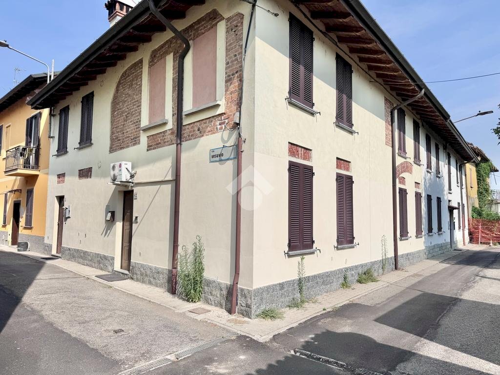 Independent house Via castelletto, Casarile - photo 1