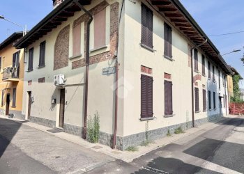 Independent house Via castelletto, Casarile - photo 1