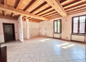 Independent house Via castelletto, Casarile - photo 2