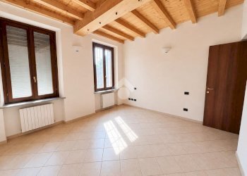 Independent house Via castelletto, Casarile - photo 23