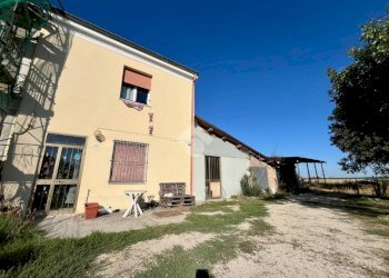 Casa indipendente Via Sauro Babini, Ravenna (zona Roncalceci) - foto 2