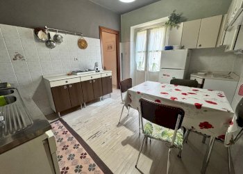 Casa indipendente via Arnaud, 28, Torre Pellice - foto 15