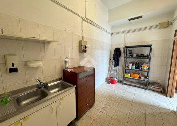 Three-room apartment Via Sempione, Oleggio - photo 13