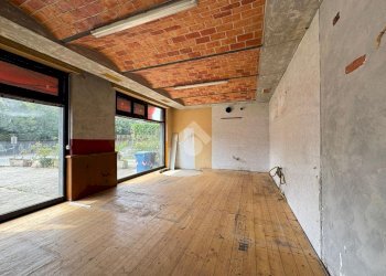 Three-room apartment Via Sempione, Oleggio - photo 15