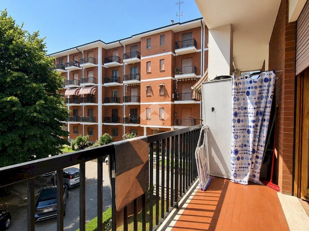 Two-room apartment Viale Risorgimento, Bra - photo 3