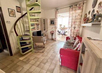 Three-room apartment Viale Alfonso La Marmora, Comacchio - photo 2