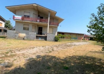 Casa indipendente Località Pian Mezzano 57, Farigliano - foto 1