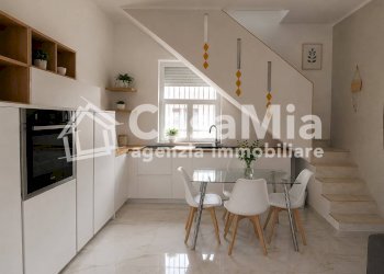 Foto 1 - Semi-detached house via Flora, Legnano - photo 1
