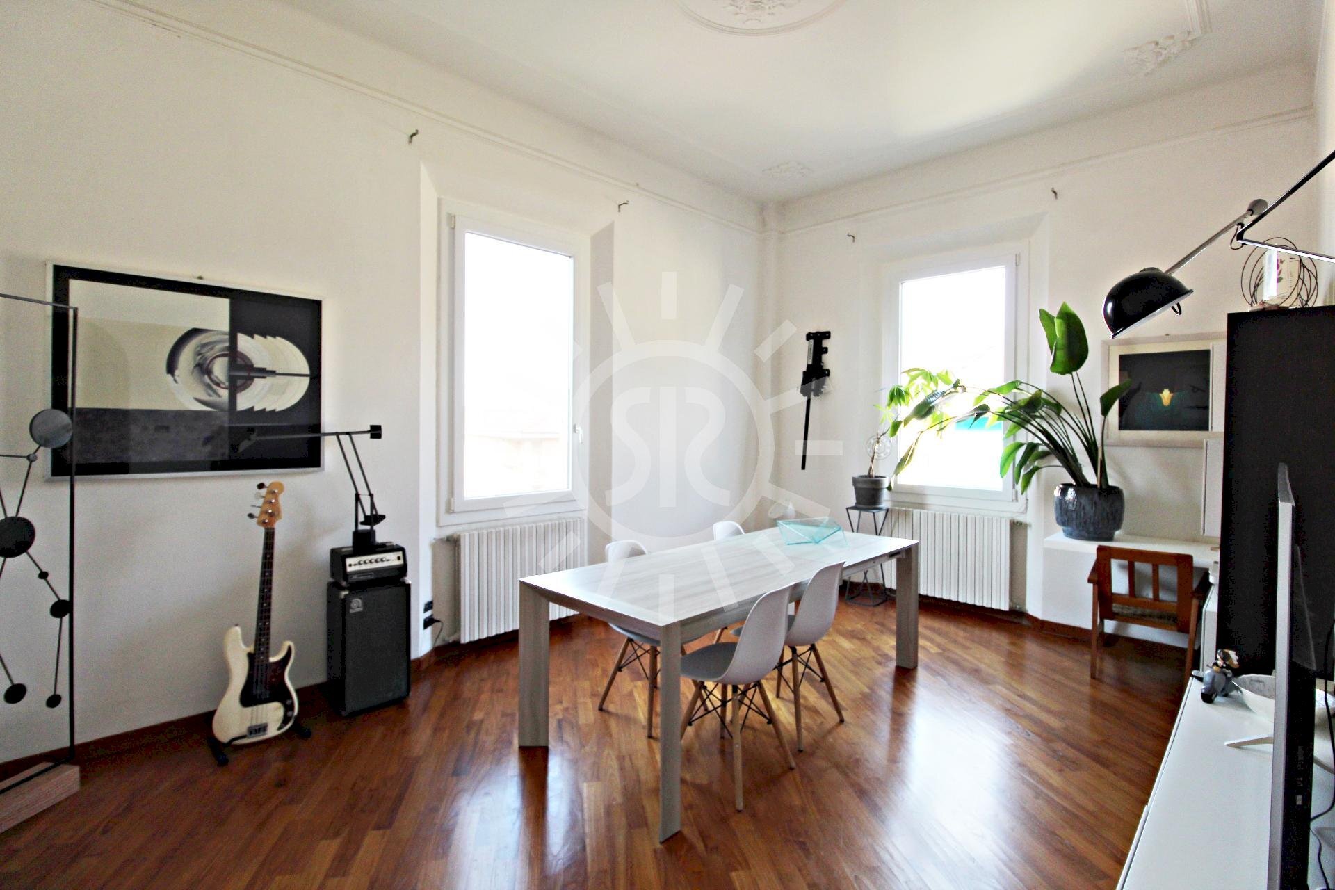 Three-room apartment Bologna (neighborhood Saragozza) - photo 1