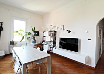 Three-room apartment Bologna (neighborhood Saragozza) - photo 2