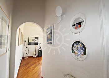Three-room apartment Bologna (neighborhood Saragozza) - photo 5