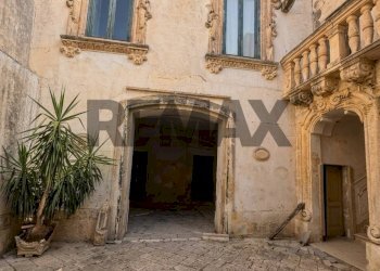 Edificio all\'aperto - Independent house Via Robertini
 
9, 11, Galatina - photo 1