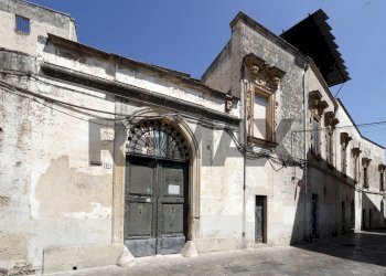 Edificio all\'aperto - Casa indipendente Via Robertini
 
9, 11, Galatina - foto 1