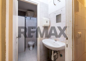 Bagno - Commercial Premises Via Paolo Braccini
10, Roma - photo 14