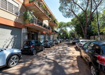 Edificio all\'aperto - Commercial Premises Via Paolo Braccini
10, Roma - photo 16