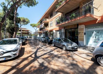 Edificio all\'aperto - Commercial Premises Via Paolo Braccini
10, Roma - photo 17