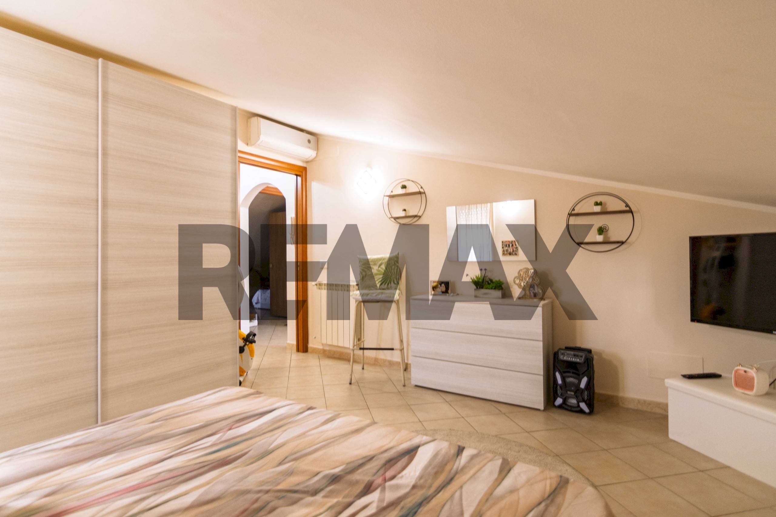Camera / camera da letto - Attic Via Pulei
39, Mascalucia - photo 2
