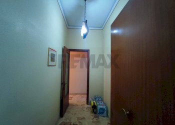 Hall / corridoio - Casa indipendente Via Pietro Abbadessa
 
17, Catania - foto 45