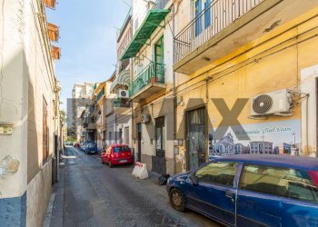 Edificio all\'aperto - Casa indipendente Via Anastasio
 
60, Catania - foto 14
