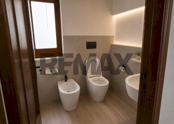 Bagno - Apartment Via Vittorio Emanuele II
 
48, Viagrande - photo 7