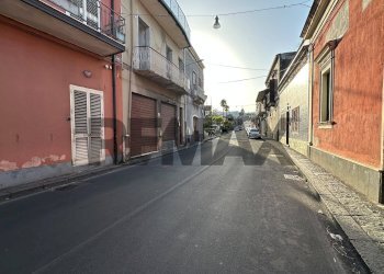 Edificio all\'aperto - Four-room apartment Via Vittorio Emanuele II
 
48, Viagrande - photo 11