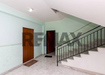 Ricezione / Lobby - Trilocale Via Antonino Tripoli
 
10, Camporotondo Etneo - foto 6