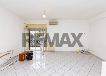 Stanza vuota - Trilocale Via Antonino Tripoli
 
10, Camporotondo Etneo - foto 7