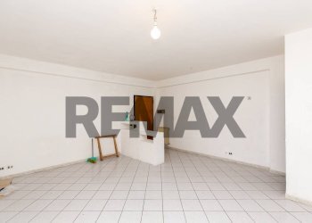 Stanza vuota - Trilocale Via Antonino Tripoli
 
10, Camporotondo Etneo - foto 10