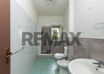 Bagno - Trilocale Via Antonino Tripoli
 
10, Camporotondo Etneo - foto 14