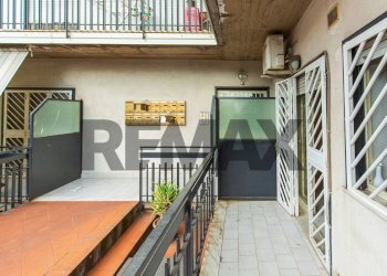 Balcone - Trilocale Via Antonino Tripoli
 
10, Camporotondo Etneo - foto 25