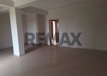Stanza vuota - Villa via Aldo Moro
 
snc, Aci Sant'Antonio - photo 3