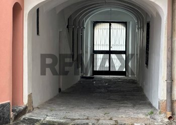 Hall / corridoio - Independent house Via Vittorio Emanuele II
 
48, Viagrande - photo 12
