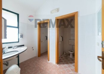 Bagno - Locale Commerciale Via Cisterna Due Bocche
8, Acireale - foto 23