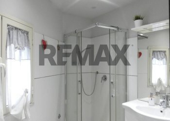 Bagno - Trilocale Via Grimaldi
 
29, Catania - foto 11