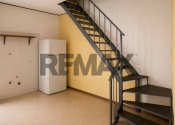 Scale - Apartment Via Giuseppe Mirone
 
11, Viagrande - photo 8