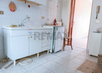 Cucina - Casa indipendente Via Napoli Bracconeri
 
181, Troina - foto 12