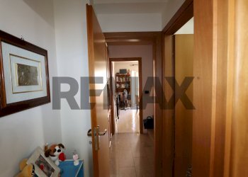 Hall / corridoio - Independent house Via Umberto Primo
 
131, Calatabiano - photo 8