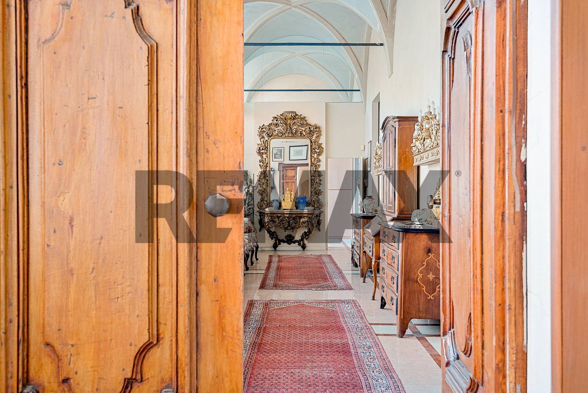 Hall / corridoio - Villa Via Borghetto
 
11, Piacenza - foto 1