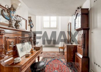 Disimpegno con pianoforte - Villa Via Borghetto
 
11, Piacenza - foto 17
